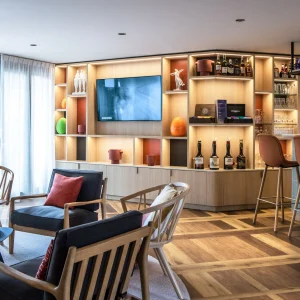 Réception de l'Hôtel Antarès Honfleur en Normandie